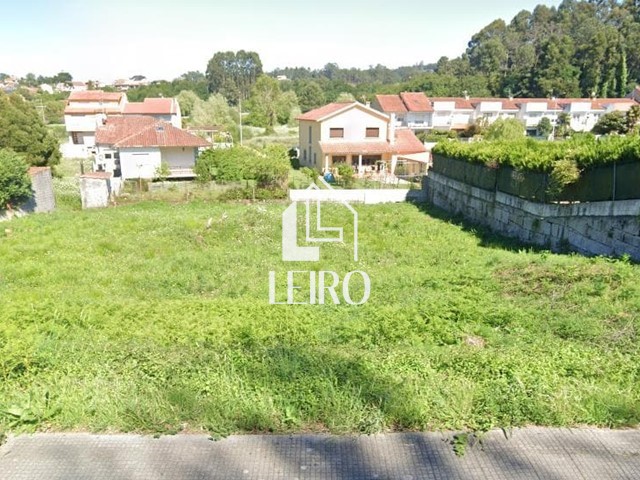 2 Parcelas Edificables en Urbanización Residencial - Vilagarcía de Arousa