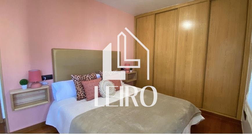 Foto 14 Alquiler Vacacional de Ático con Terraza y Plaza de Garaje Céntrico 