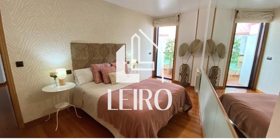 Foto 18 Alquiler Vacacional de Ático con Terraza y Plaza de Garaje Céntrico 