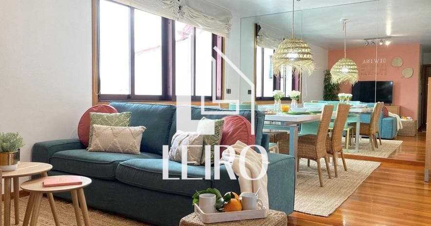 Foto 1 Alquiler Vacacional de Ático con Terraza y Plaza de Garaje Céntrico 