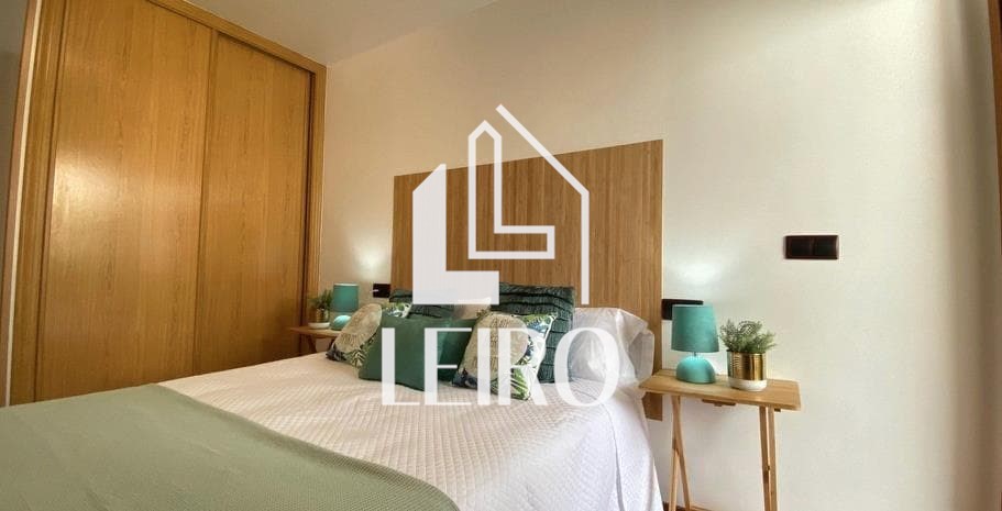 Foto 7 Alquiler Vacacional de Ático con Terraza y Plaza de Garaje Céntrico 