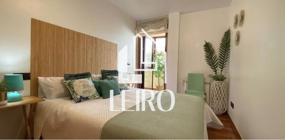 Foto 8 Alquiler Vacacional de Ático con Terraza y Plaza de Garaje Céntrico 