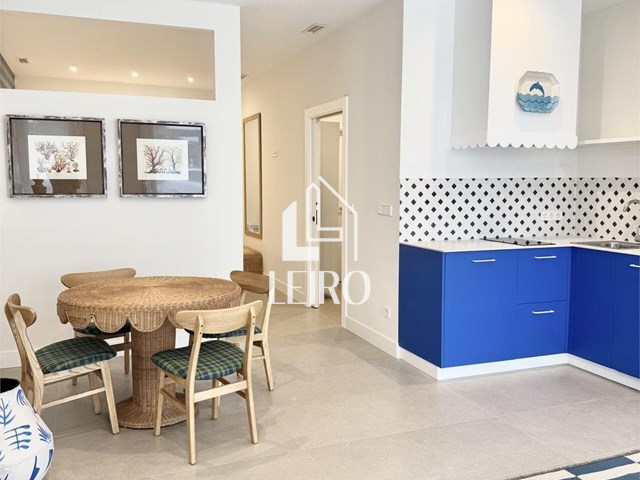 APARTAMENTO AMUEBLADO CON TERRAZA Y VISTAS AL MAR- TEMPORADA ESCOLAR  - Vilagarcía de Arousa