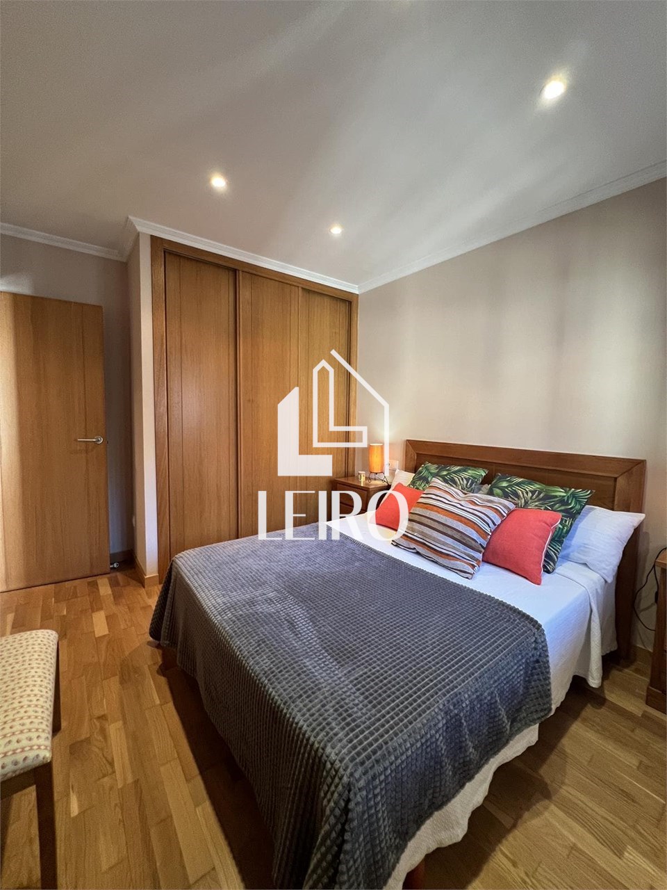 Foto 22 APARTAMENTO AMUEBLADO CON TERRAZA Y VISTAS EN EDIFICIO CON PISCINA- A REVOLTA