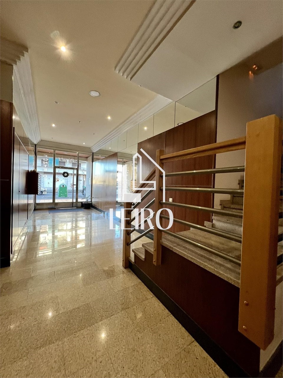 Foto 27 APARTAMENTO AMUEBLADO CON TERRAZA Y VISTAS EN EDIFICIO CON PISCINA- A REVOLTA