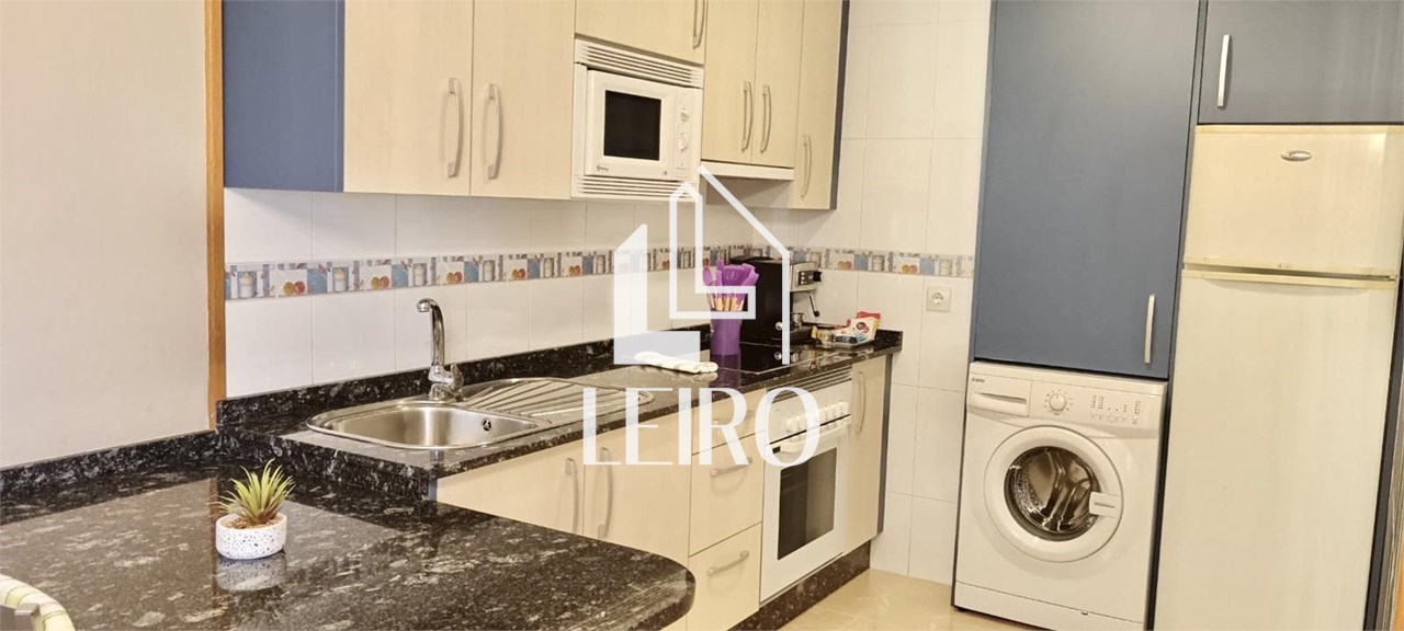 Foto 7 APARTAMENTO AMUEBLADO CON TERRAZA Y VISTAS EN EDIFICIO CON PISCINA- A REVOLTA