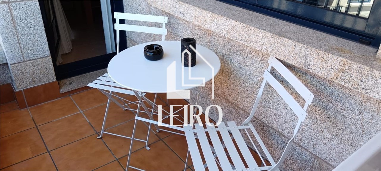 Foto 2 APARTAMENTO AMUEBLADO CON TERRAZA Y VISTAS EN EDIFICIO CON PISCINA