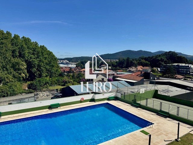 APARTAMENTO AMUEBLADO EN EDIFICIO CON PISCINA- TEMPORADA ESCOLAR  - Vilagarcía de Arousa