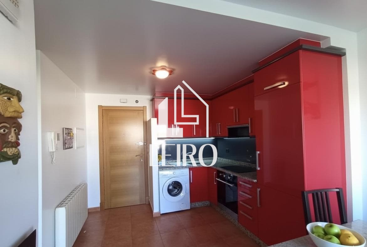 Foto 5 APARTAMENTO AMUEBLADO , EQUIPADO,  CON GARAJE Y TRASTERO.(LICENCIA TURISTICA)