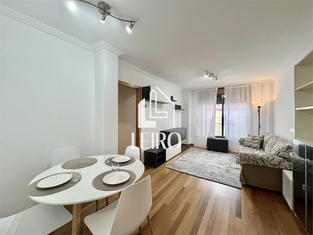 APARTAMENTO CÉNTRICO AMUEBLADO CON TRASTERO - Vilagarcía de Arousa