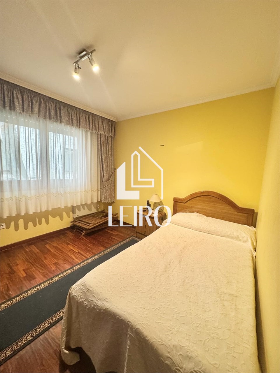 Foto 16 APARTAMENTO CON GARAJE Y TRASTERO BIEN UBICADO 