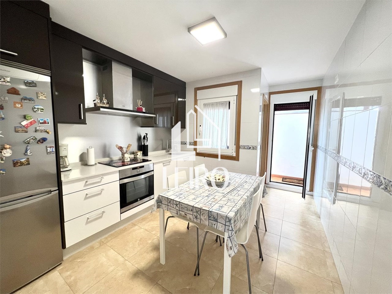 Foto 5 Apartamento  con Terraza Garaje y Trastero