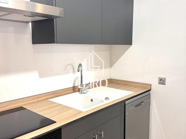 APARTAMENTO REFORMADO CENTRICO  CON GARAJE Y TRASTERO - Vilagarcía de Arousa
