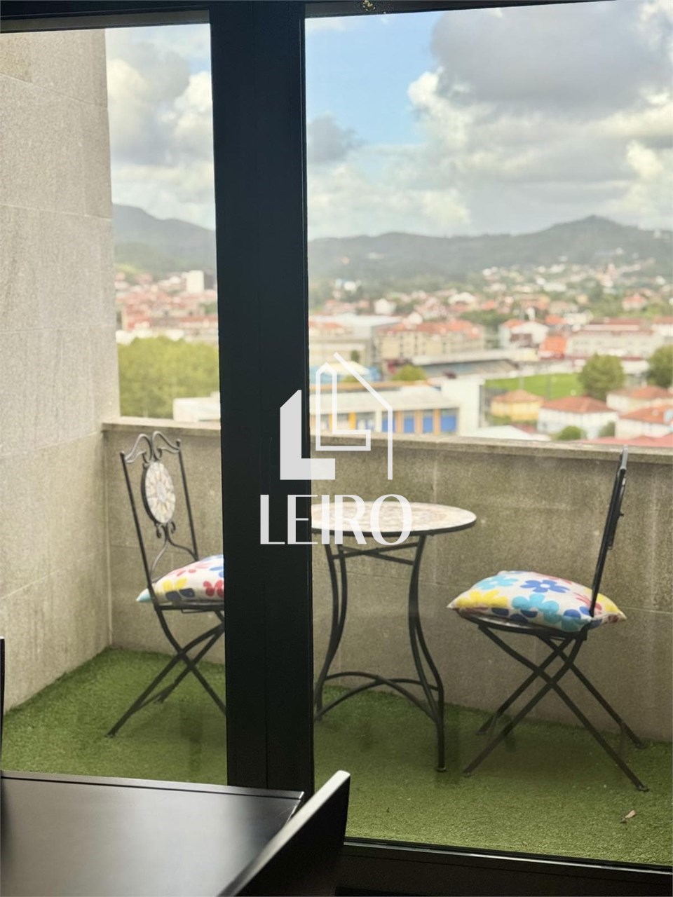 Foto 1 ATICO AMUEBLADO CON TERRAZA Y GARAJE
