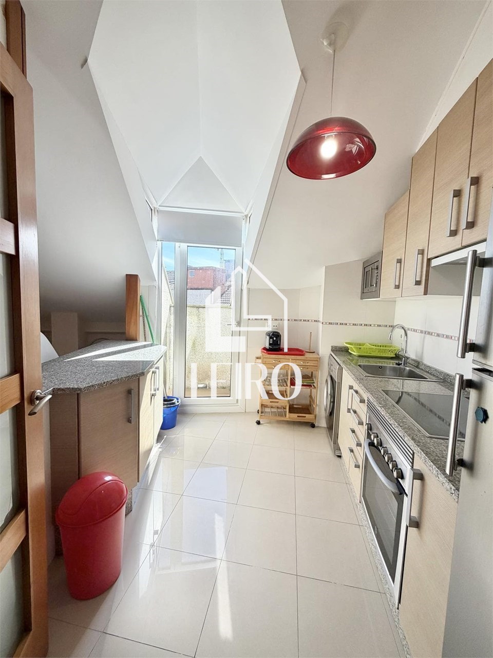 Foto 5 ÁTICO AMUEBLADO VISTAS Y GARAJE Y TRASTERO