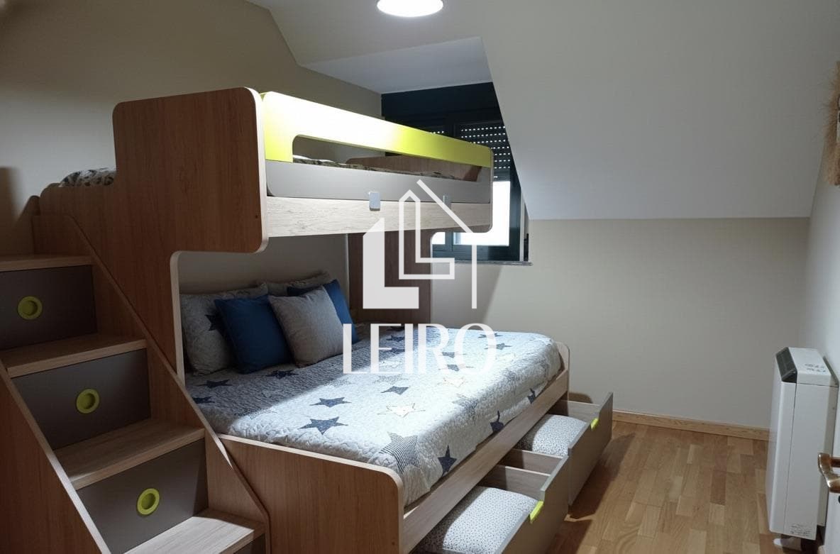 Foto 1 ATICO CÉNTRICO CON GARAJE Y TRASTERO