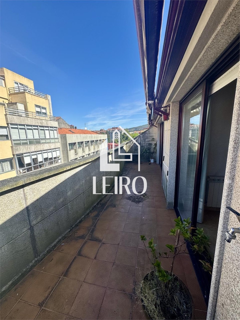 Foto 4 ÁTICO CENTRICO CON TERRAZA Y GARAJE