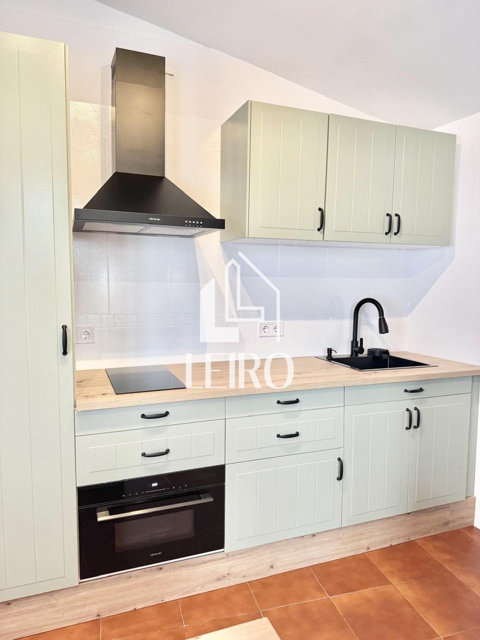 Foto 12 ÁTICO CÉNTRICO REFORMADO SIN ASCENSOR