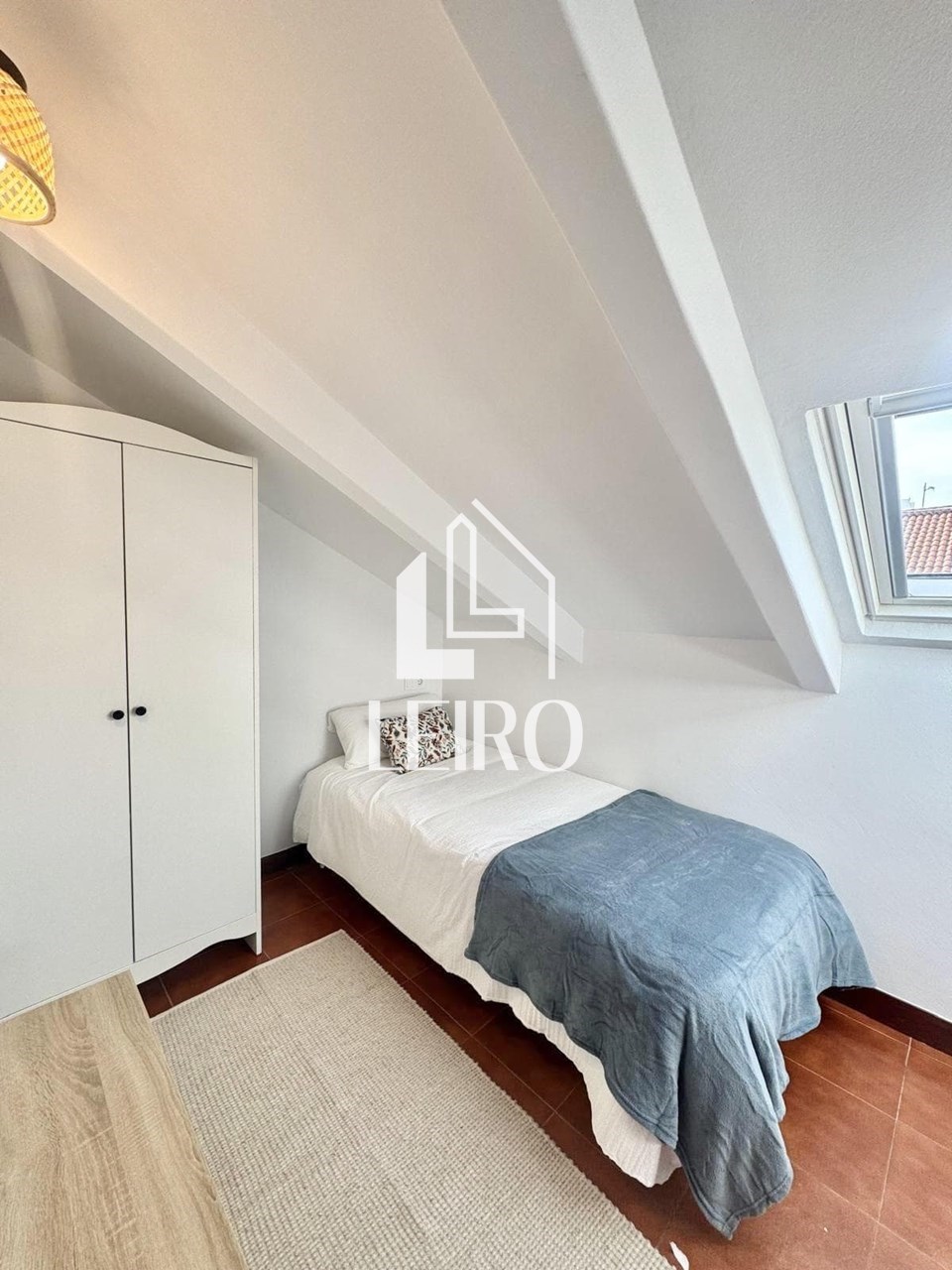 Foto 19 ÁTICO CÉNTRICO REFORMADO SIN ASCENSOR