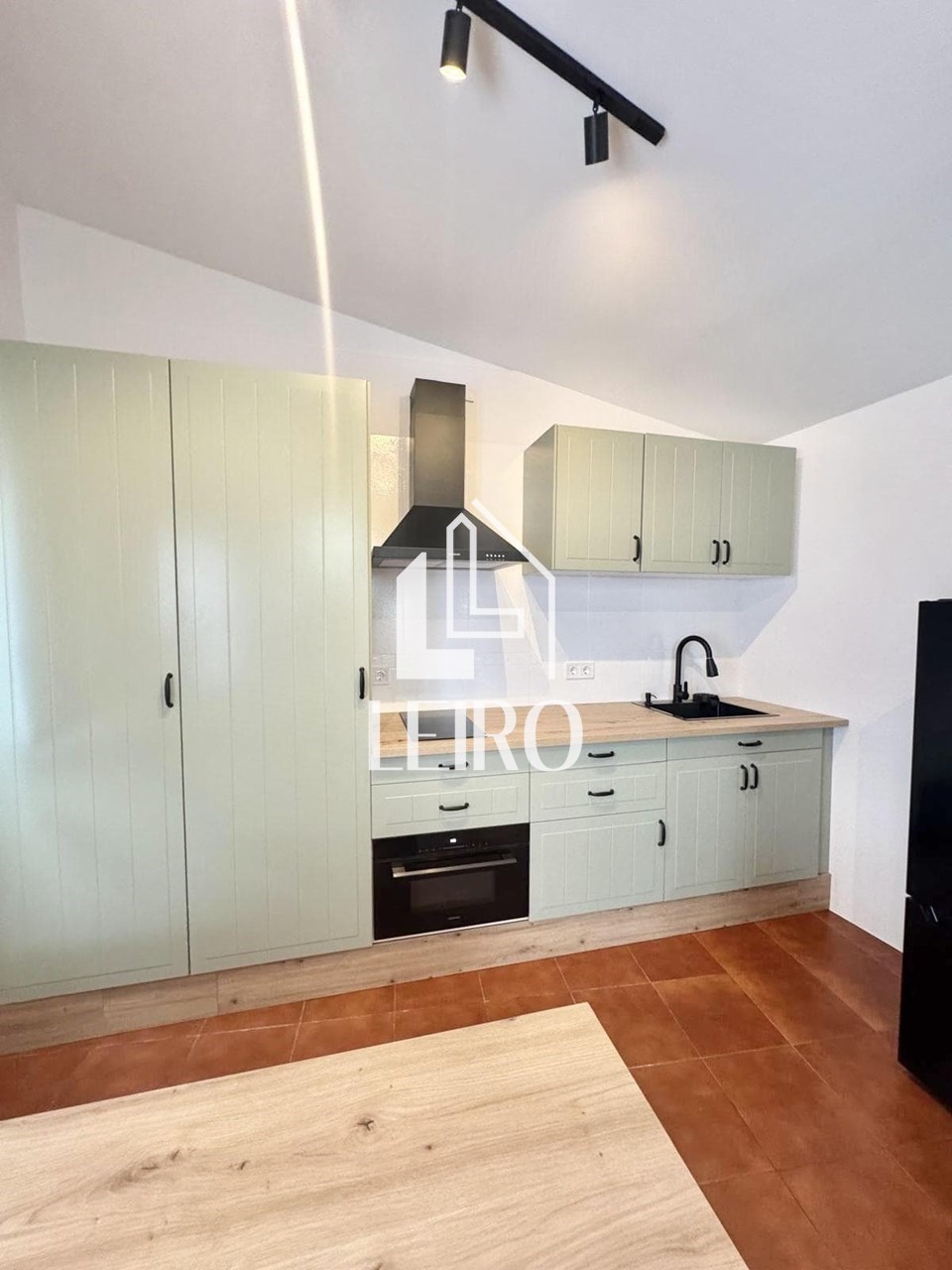 Foto 8 ÁTICO CÉNTRICO REFORMADO SIN ASCENSOR