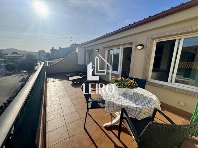 ATICO CON TERRAZA AMUEBLADO CÉNTRICO - Vilagarcía de Arousa