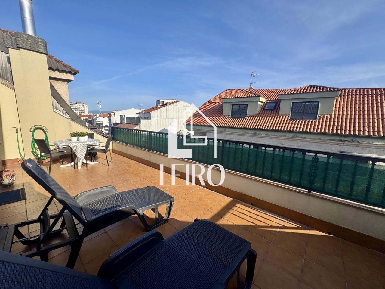 Foto 4 ATICO CON TERRAZA AMUEBLADO CÉNTRICO