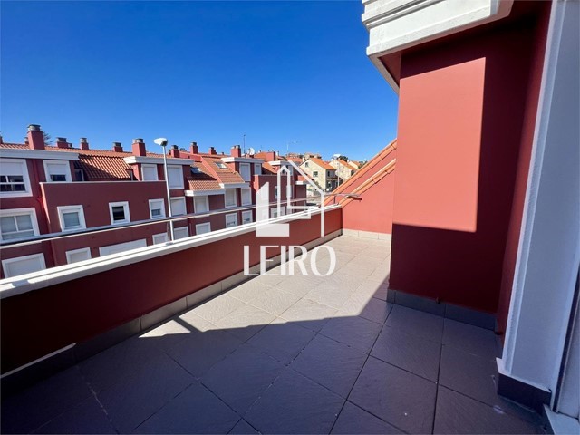 Àtico con Terraza en urbanización con Piscina - Vilagarcía de Arousa