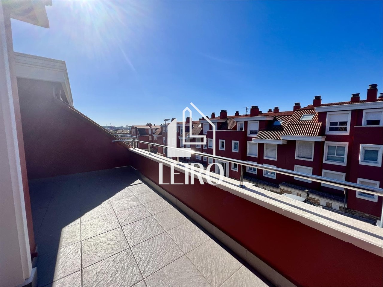 Foto 6 Àtico con Terraza en urbanización con Piscina