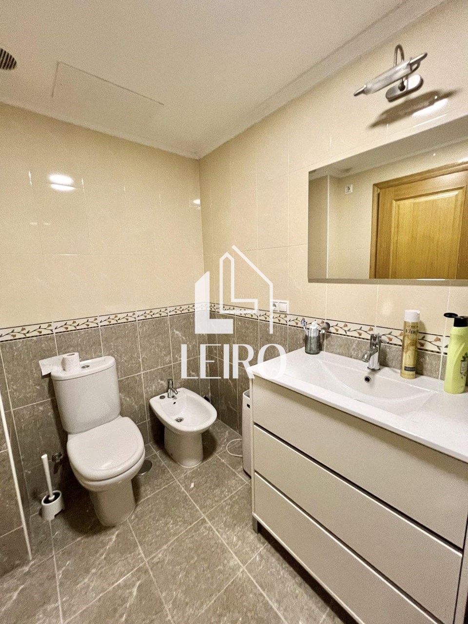 Foto 16 ÁTICO CON TERRAZA GARAJE Y TRASTERO- PARA INVERSORES