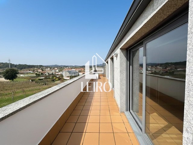 ATICO CON TERRAZA GARAJE Y TRASTERO - Meis