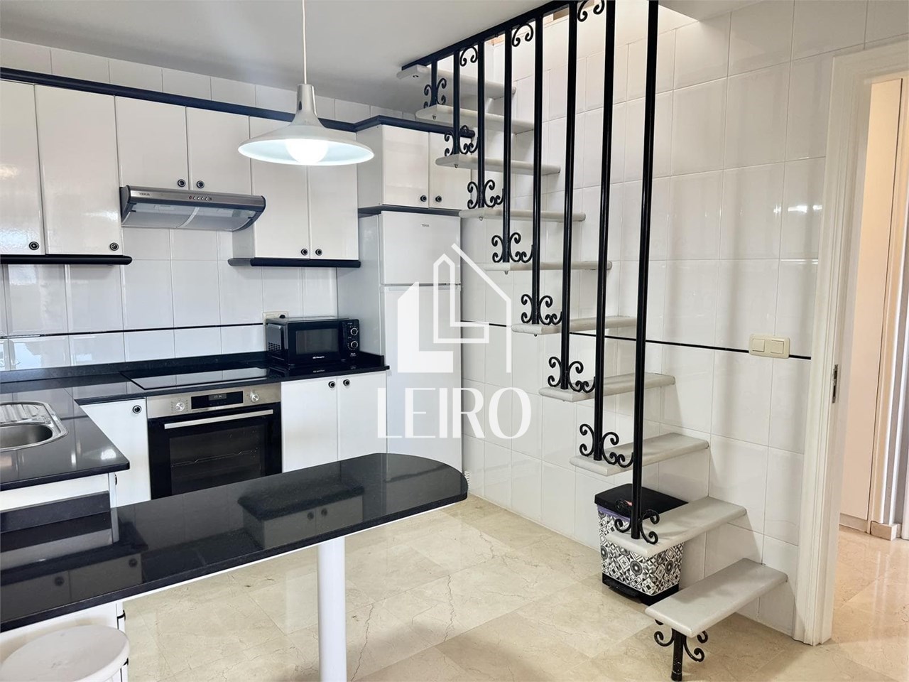 Foto 10 ATICO DE DOS DORMITORIOS AMUEBLADO CON TRASTERO SIN ASCENSOR