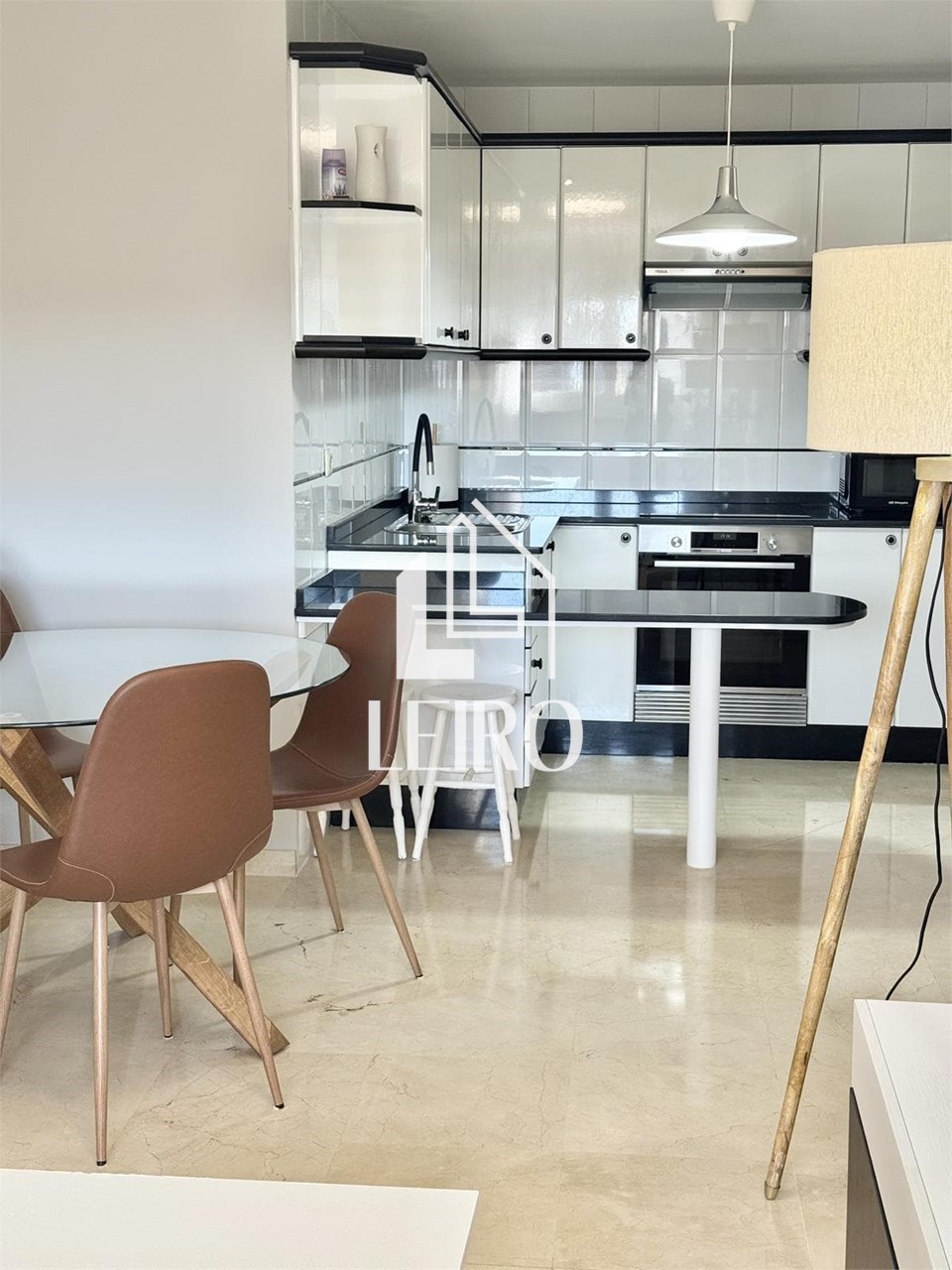 Foto 9 ATICO DE DOS DORMITORIOS AMUEBLADO CON TRASTERO SIN ASCENSOR