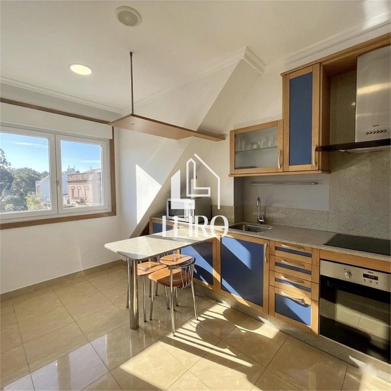 Foto 8 ÁTICO DÚPLEX AMUEBLADO CON TERRAZA Y 2 PLAZAS DE GARAJE