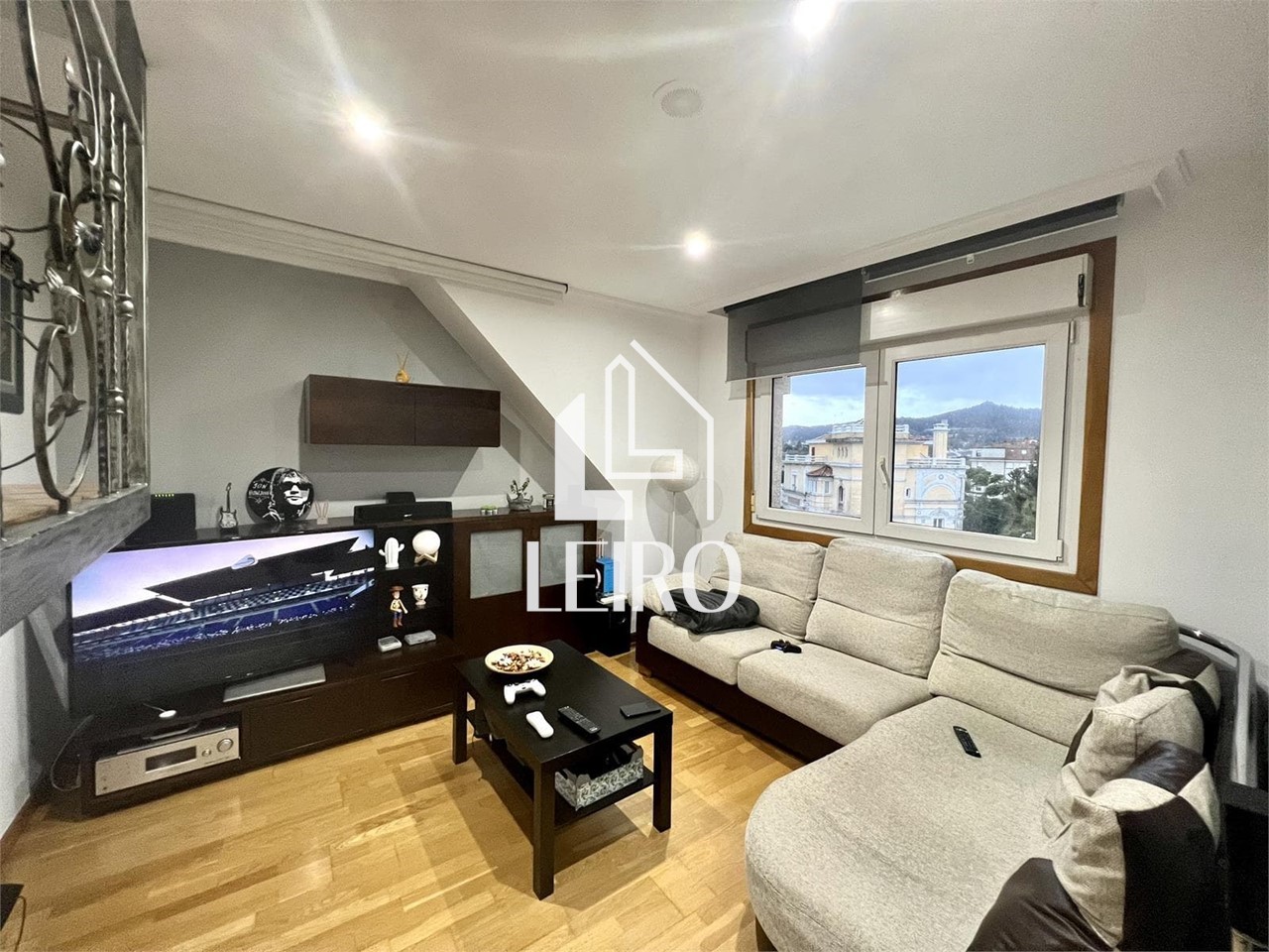 Foto 10 Ático Dúplex Amueblado con Terraza y plaza de garaje