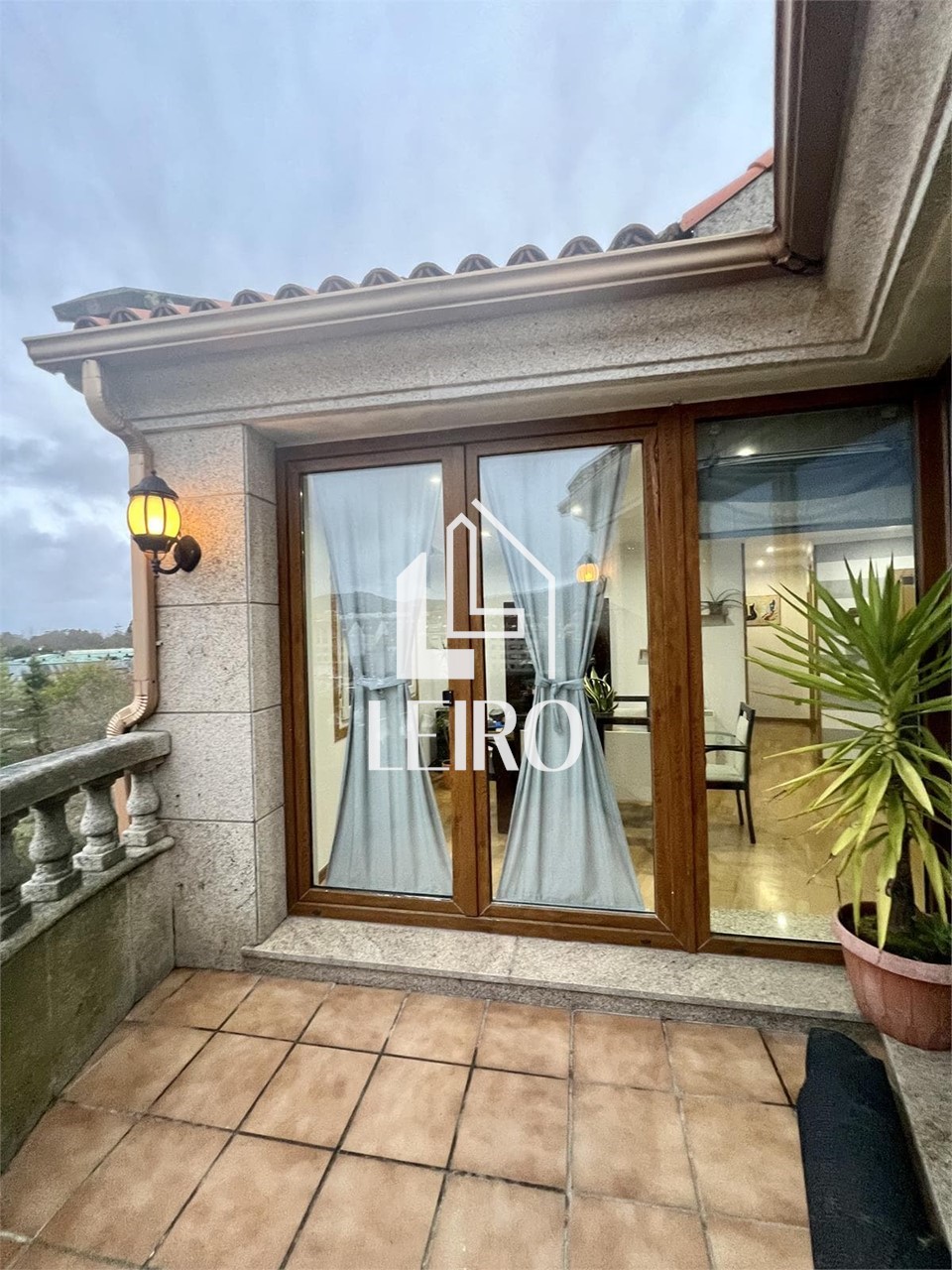 Foto 1 Ático Dúplex Amueblado con Terraza y plaza de garaje