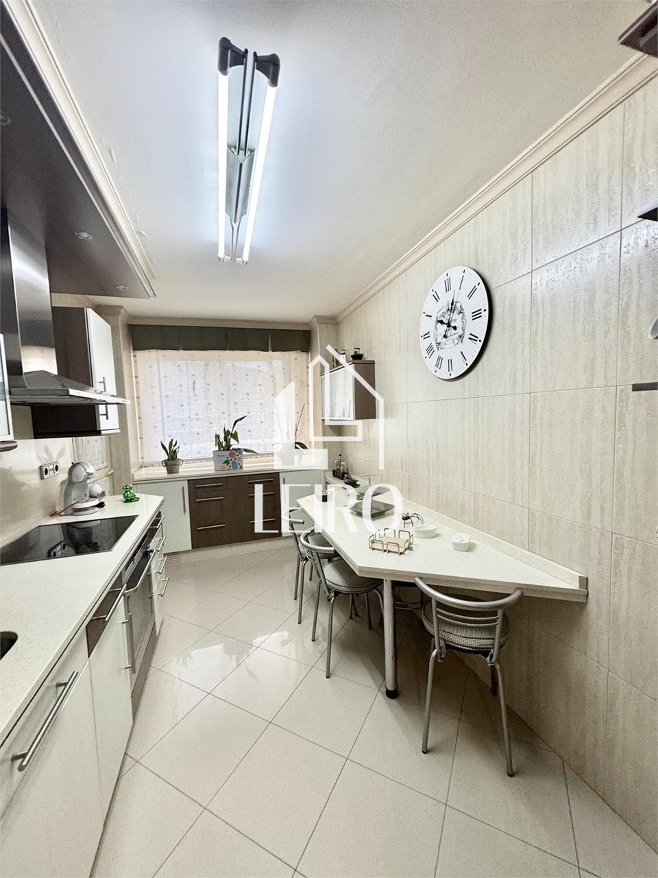 Foto 3 ÁTICO DUPLEX CÉNTRICO CON BALCÓN- DISPONIBLE A PARTIR DE MAYO