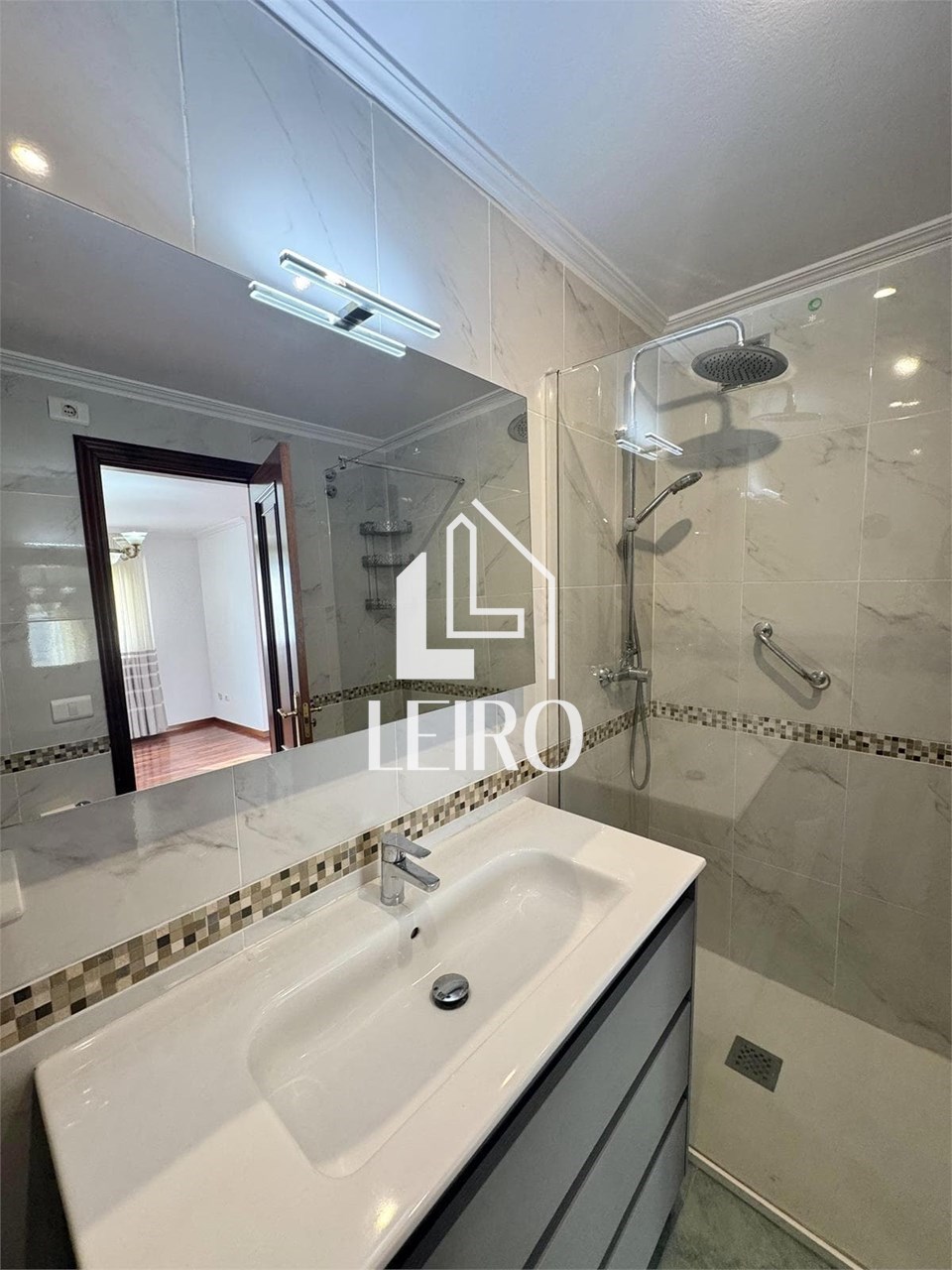 Foto 27 ATICO DUPLEX CÉNTRICO CON GARAJE