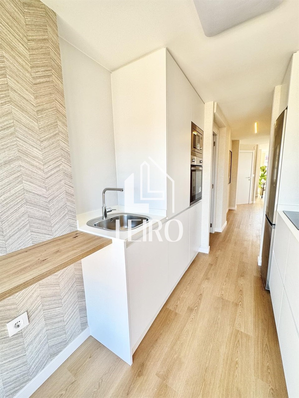 Foto 5 ÁTICO EN PLAZA GALICIA CON VISTAS AL MAR 