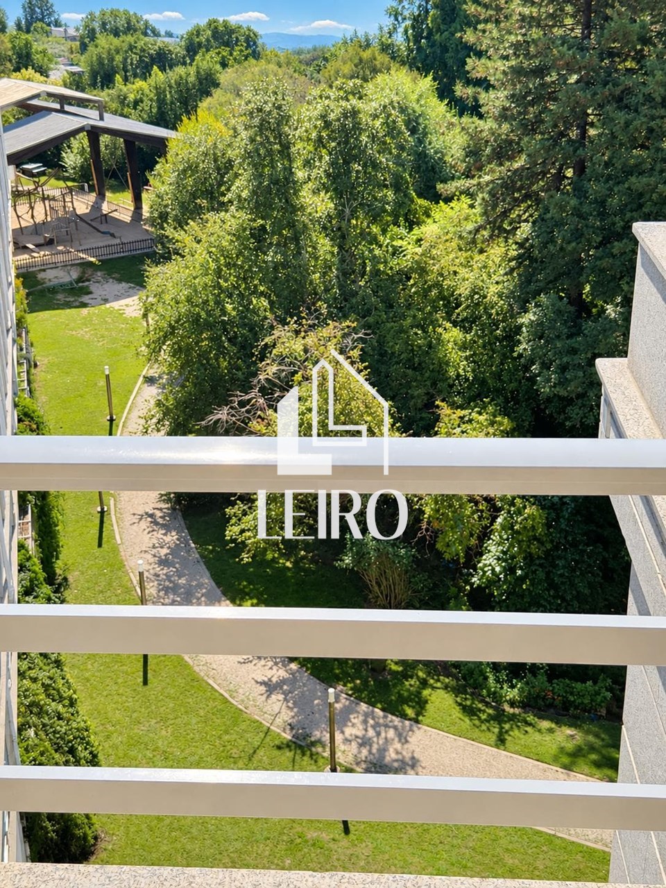 Foto 7 ÁTICO REFORMADO CON TERRAZA, AMUEBLADO, GARAJE Y TRASTERO 