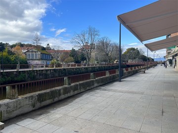 Bajo Comercial en Galería - Vilagarcía de Arousa