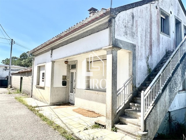 Casa A Reformar con Terrreno - Vilagarcía de Arousa