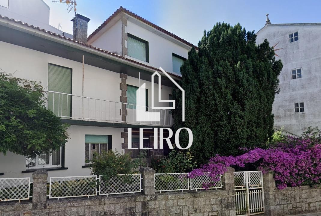 Foto 3 CASA CÉNTRICA IDEAL COMO SOLAR PARA EDIFICIO