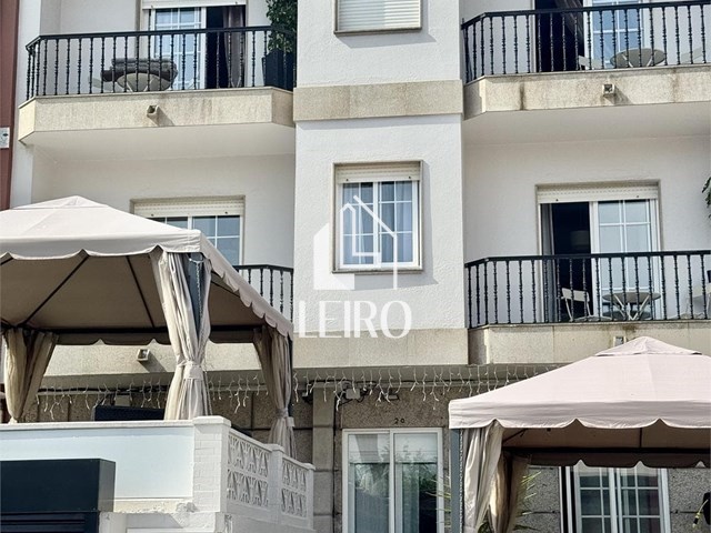 CASA CON 5 APARTAMENTOS A 150 m DE LA PLAYA DE BALTAR- PORTONOVO - Sanxenxo