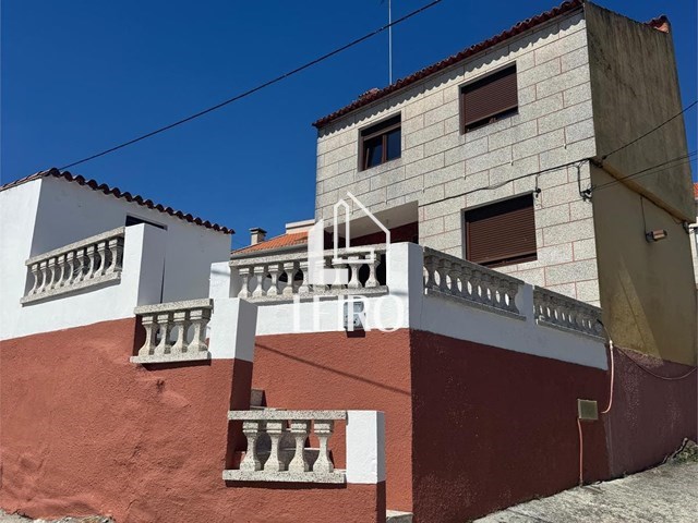 CASA CON TERRAZA Y VISTAS  CERCA DE LA PLAYA - Illa de Arousa