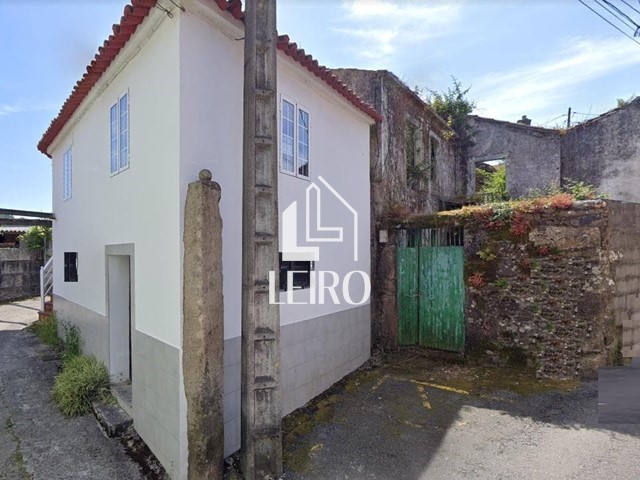 Casa con Terreno  + casa para restaurar - Vilagarcía de Arousa