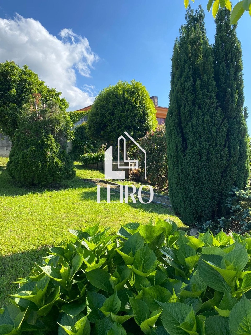 Foto 2 Casa con Terreno  Próxima al Centro  de Vilagarcía
