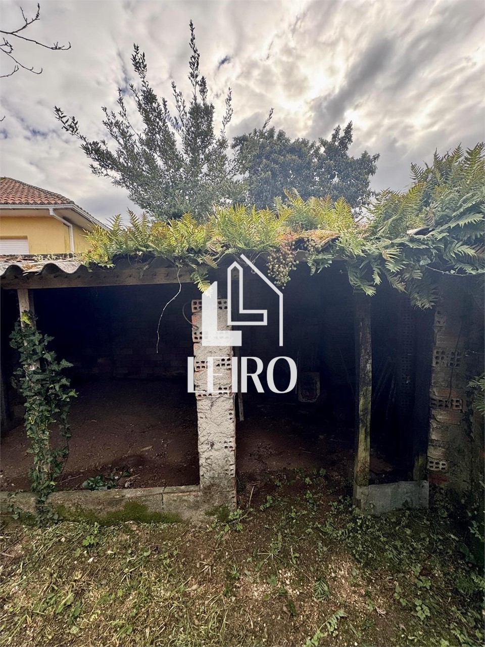 Foto 9 CASA DE PIEDRA A REHABILITAR  ADOSADA CON TERRENO PRÓXIMA AL CENTRO