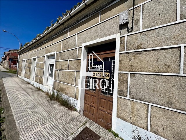 Casa de Piedra con Terreno Cerca de la Playa o Solar para Edificio - Vilagarcía de Arousa