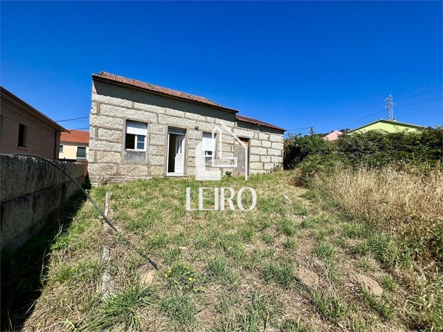 Casa de Piedra con Terreno - Vilagarcía de Arousa