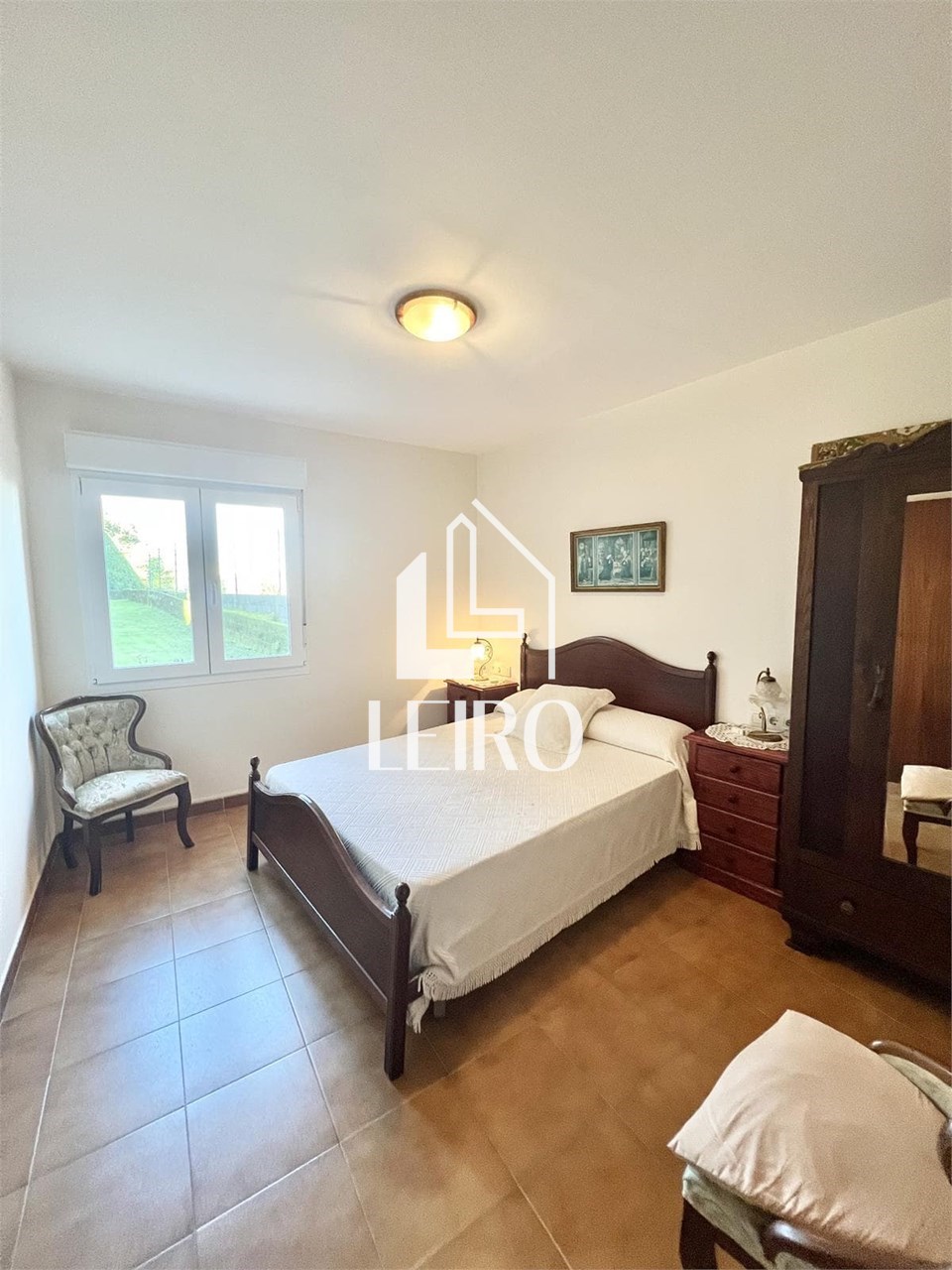 Foto 13 CASA DIVIDIDA EN VARIOS APARTAMENTOS CON JARDON 